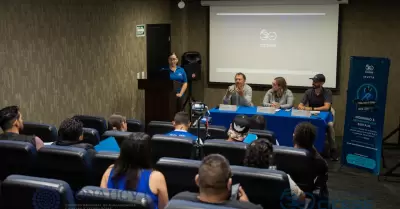 "Corre, trota o camina"