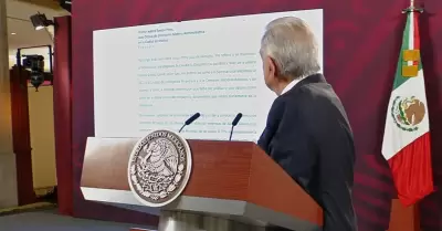 AMLO presenta en la maanera la carta que envi al juez que ampar a Xchitl Gl