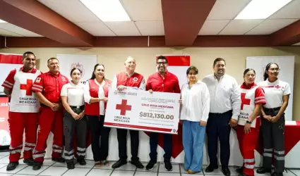 Donativo a Cruz Roja de Ensenada