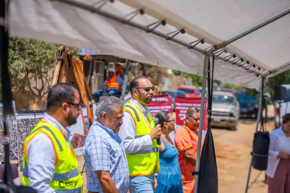 Construccin de red de alcantarillado sanitario