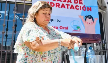 Contin�an casas de hidrataci�n ofreciendo vida suero oral en Mexicali y su Valle