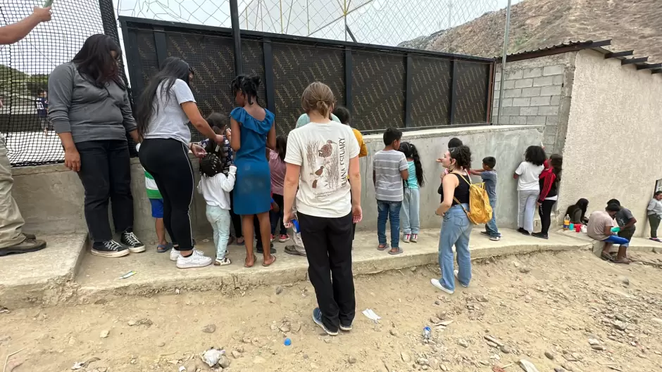 Campamento de verano para nios migrantes