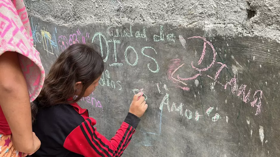 Campamento de verano para nios migrantes