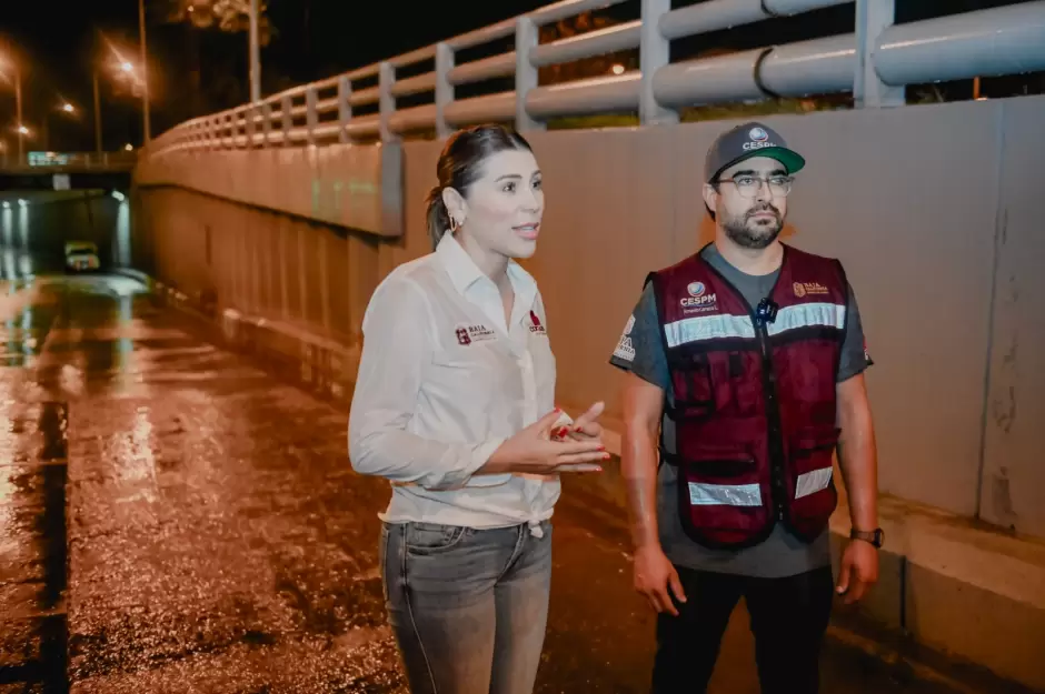 Recorre Gobernadora de BC zonas afectadas por tormenta Hilary en Mexicali