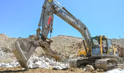 Reparaciones en acueducto Ro Colorado-Tijuana