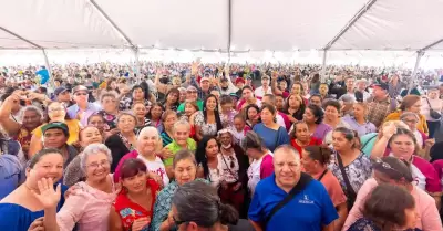 Nuestros abuelos son un refugio de amor incondicional: Montserrat Caballero