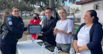 Ciudadanos respaldan manifestaci�n de polic�as de Tijuana