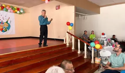 Celebra Conalep plantel Ensenada a personas mayores