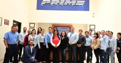 Llevan servicios del Ayuntamiento de Tijuana a trabajadores de Prime Wheel