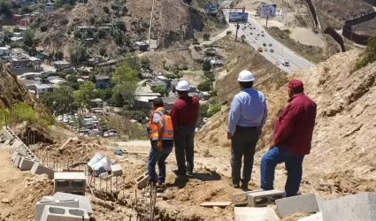 Rehabilitacin del emisor de Lneas Cuatas en Playas de Tijuana