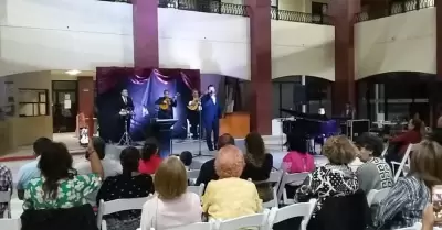 Realiza Gobierno Municipal con gran �xito el Festival del Bolero Rosarito 2023