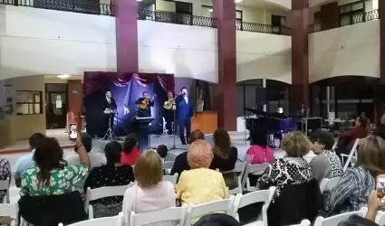 Realiza Gobierno Municipal con gran �xito el Festival del Bolero Rosarito 2023