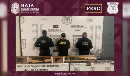 Detenido con armas y chalecos antibalas