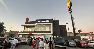 Mc Donald's sucursal Macroplaza Insurgentes