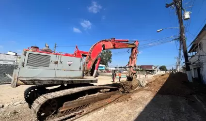 Rehabilitacin de red de alcantarillado sanitario en la colonia Magisterial