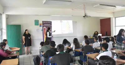 Capacitacin a estudiantes de preparatoria sobre violencia de gnero