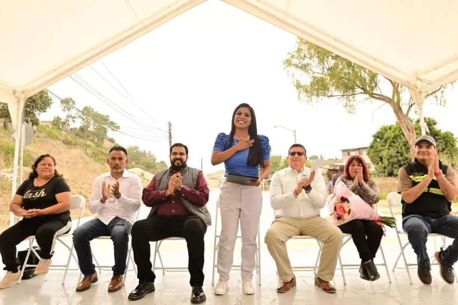 Inauguracin de calles prometidas en campaa