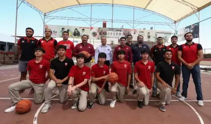 Apoya �rik "El Terrible" Morales a Las Panteras de la 16 de septiembre para comp