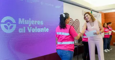 Mujeres al volante