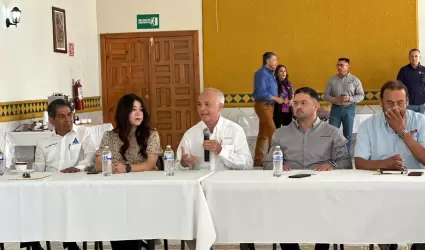 Relacin con sector empresarial de San Quintn