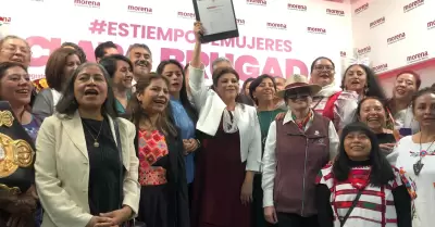 Conferencia de Clara Brugada en la sede nacional de Morena.