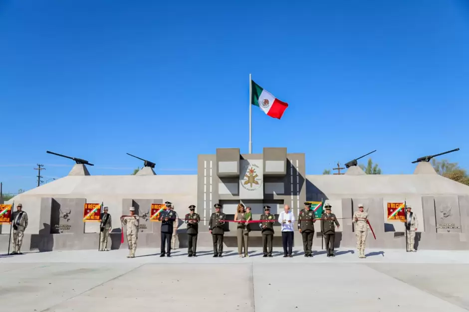 Conmemoran bicentenario del Heroico Colegio Militar