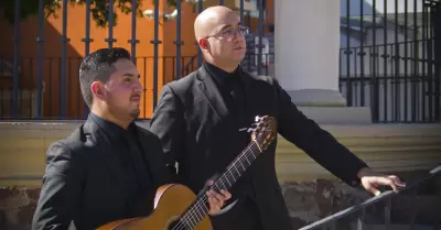 La pera de Tijuana apoya iniciativas de sus artistas