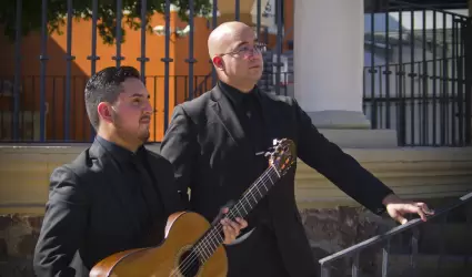 La pera de Tijuana apoya iniciativas de sus artistas