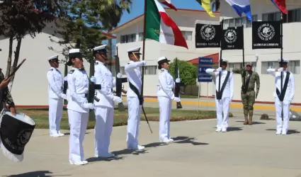 CCII Aniversario de la Creacin de la Armada de Mxico