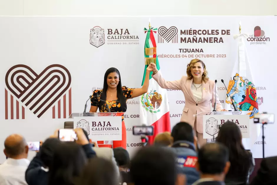 Monserrat Caballero y Marina del Pilar