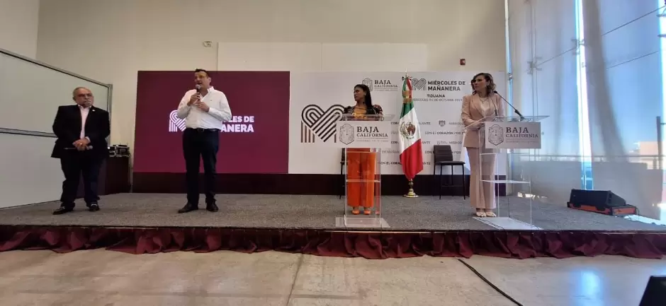 Jorge Alberto Guti�rrez Topete, Monserrat Caballero, Marina del Pilar