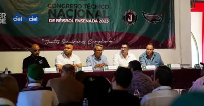 Armando Ayala Inaugura Congreso Nacional T�cnico de B�isbol en Ensenada