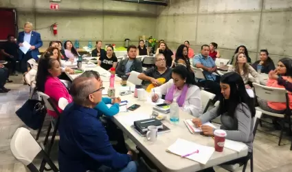 Curso de Oratoria Avanzada en la Biblioteca Modelo re�ne a 45 Participantes