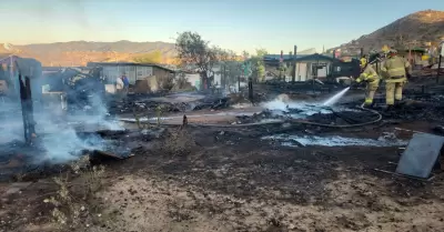 Reportan incendio en Villas del Campo, en rea de invasin