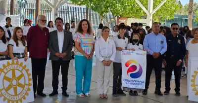 Recibe planta purificadora de agua para beneficio de m�s de 3 mil personas