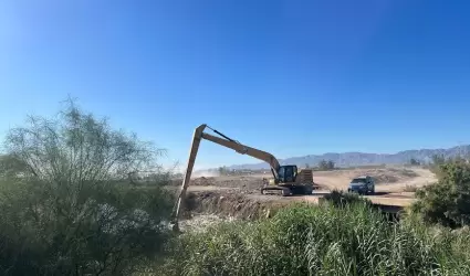 Labores de limpieza en el Dren M�xico