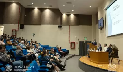 Celebra el CICESE coloquio con egresados de la Divisi�n de F�sica Aplicada