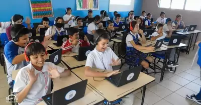 Fomenta "Fundaci�n T� M�s Yo" el uso de tecnolog�as en escuelas primarias de Tij