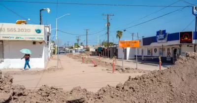 Reposicin de lneas de alcantarillado y drenaje pluvial