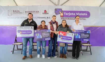 Tarjeta violeta