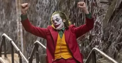 Joaqun Phoenix como Joker.