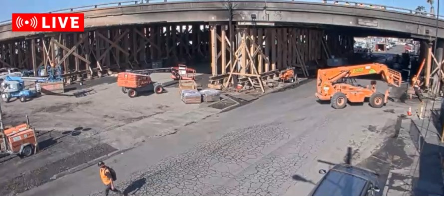 Reparaciones en autopista 10 continúan; se puede consultar en tiempo ...