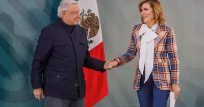 Andrs Manuel Lpez Obrador y Marina del Pilar