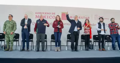 Anuncia AMLO acciones de regularizaci�n de la tierra en San Quint�n