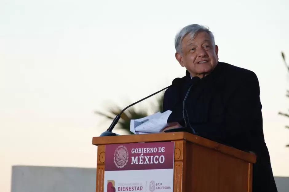 Anuncia AMLO acciones de regularizaci�n de la tierra en San Quint�n