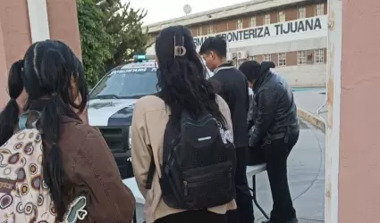 Escuela Normal Fronteriza reinicia clases bajo riguroso operativo de seguridad