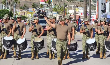 Desfile cvico deportivo conmemorativo al 113 aniversario del inicio de la Revol