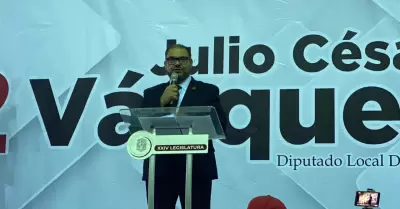 Diputado Julio C�sar V�zquez rinde su Segundo Informe de Actividades