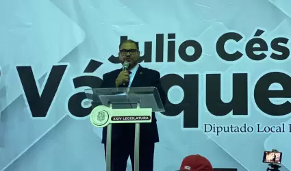 Diputado Julio C�sar V�zquez rinde su Segundo Informe de Actividades