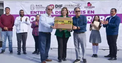 Entrega Cobach BC vveres en apoyo a personas damnificadas por el huracn Otis